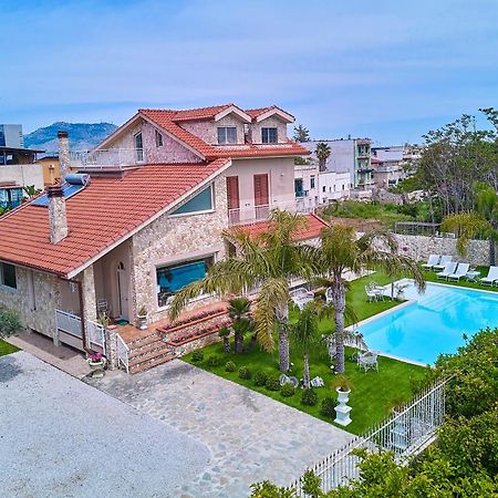 Villa Laura Palermo Bagian luar foto